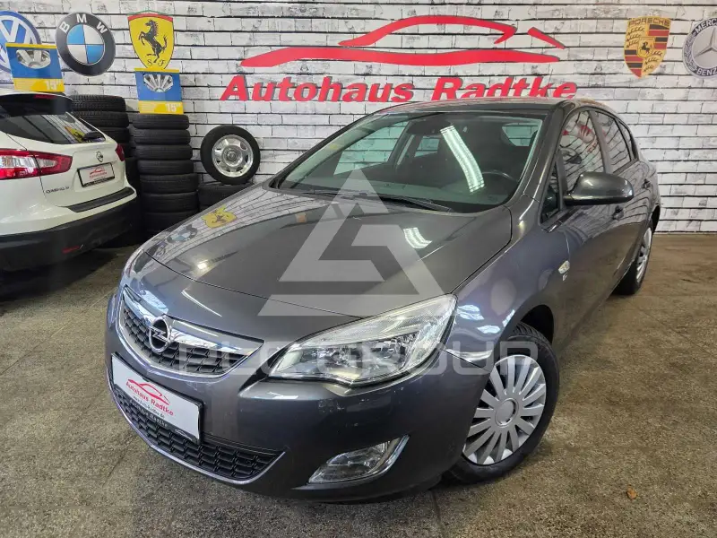 2012 Opel Astra