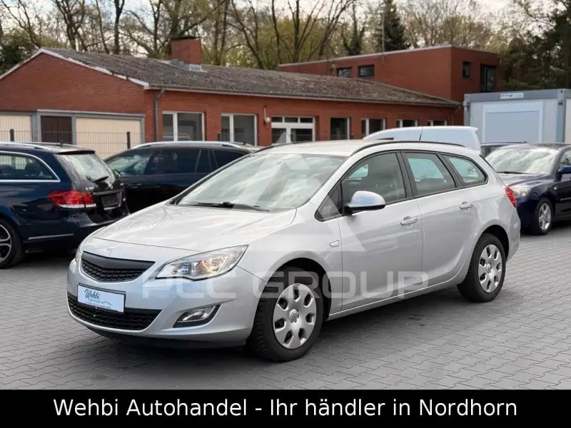 2012 Opel Astra