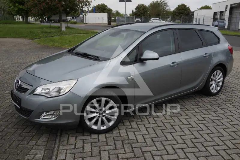2012 Opel Astra