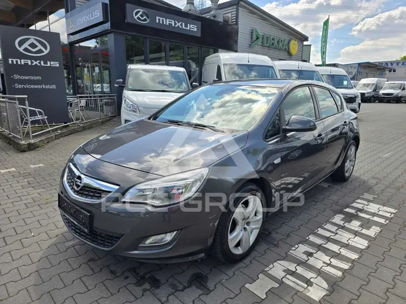 2012 Opel Astra