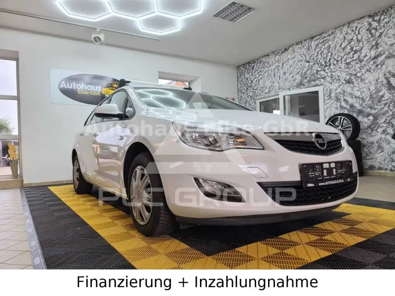 2012 Opel Astra