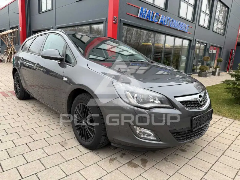 2012 Opel Astra