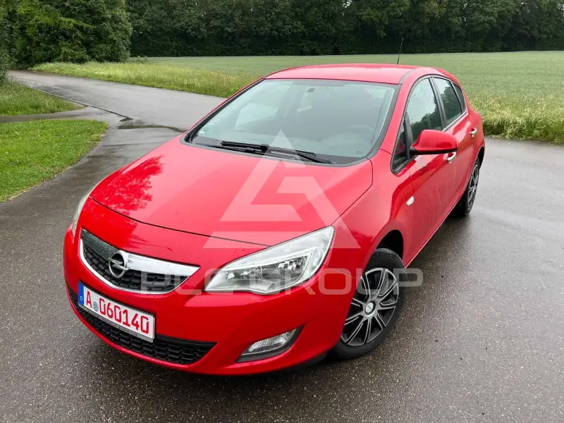 2012 Opel Astra
