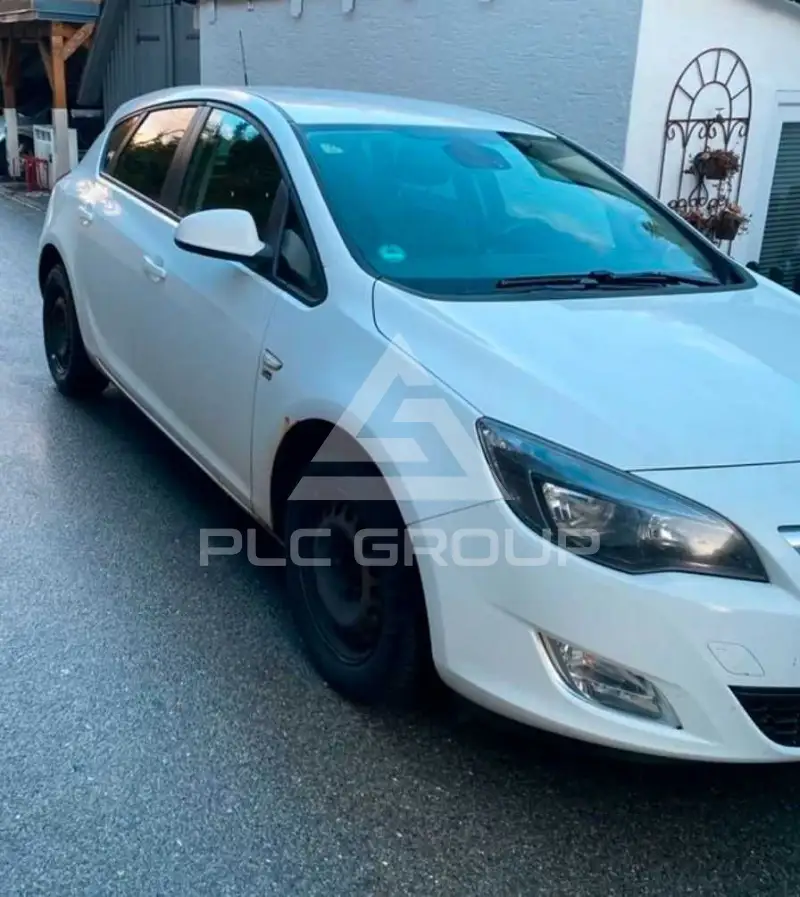2012 Opel Astra