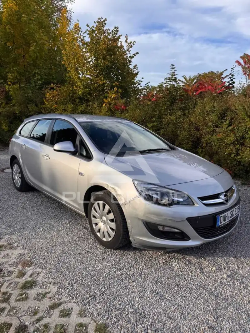 2012 Opel Astra