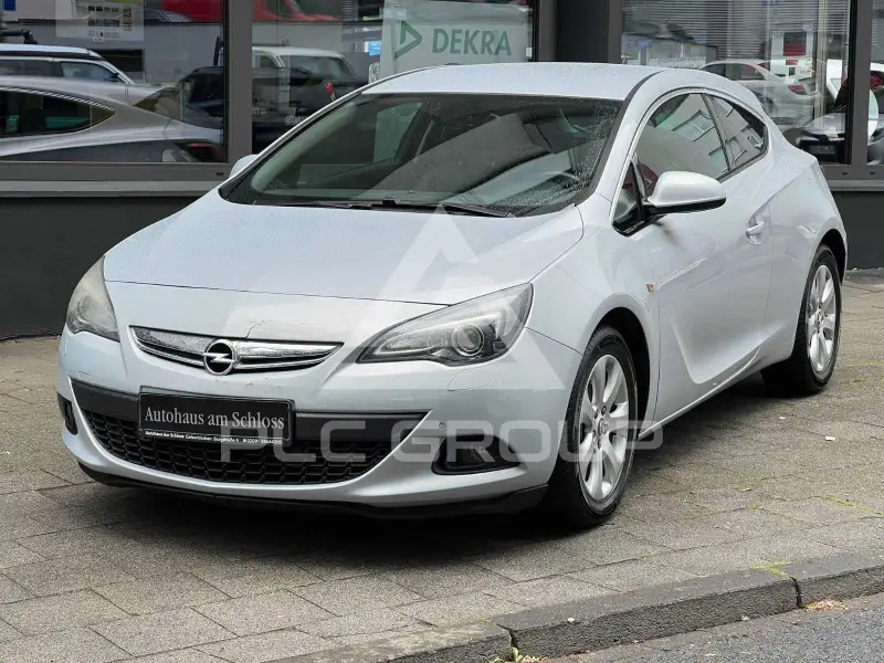 2012 Opel Astra
