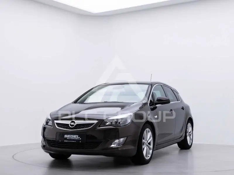 2012 Opel Astra