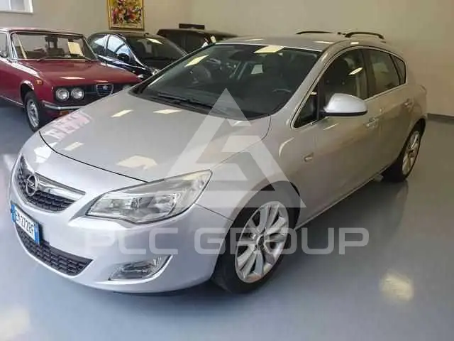 2012 Opel Astra