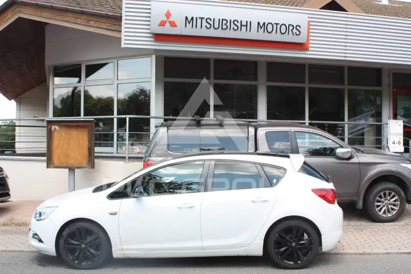 2012 Opel Astra