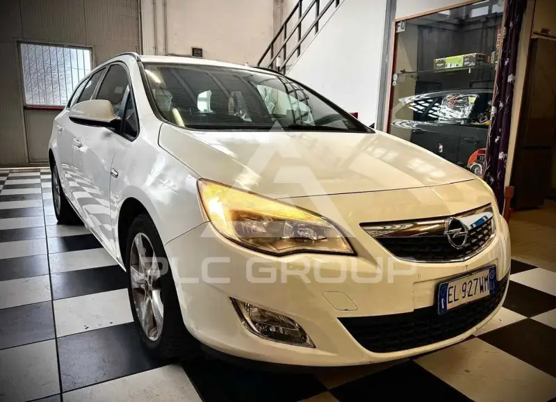 2012 Opel Astra
