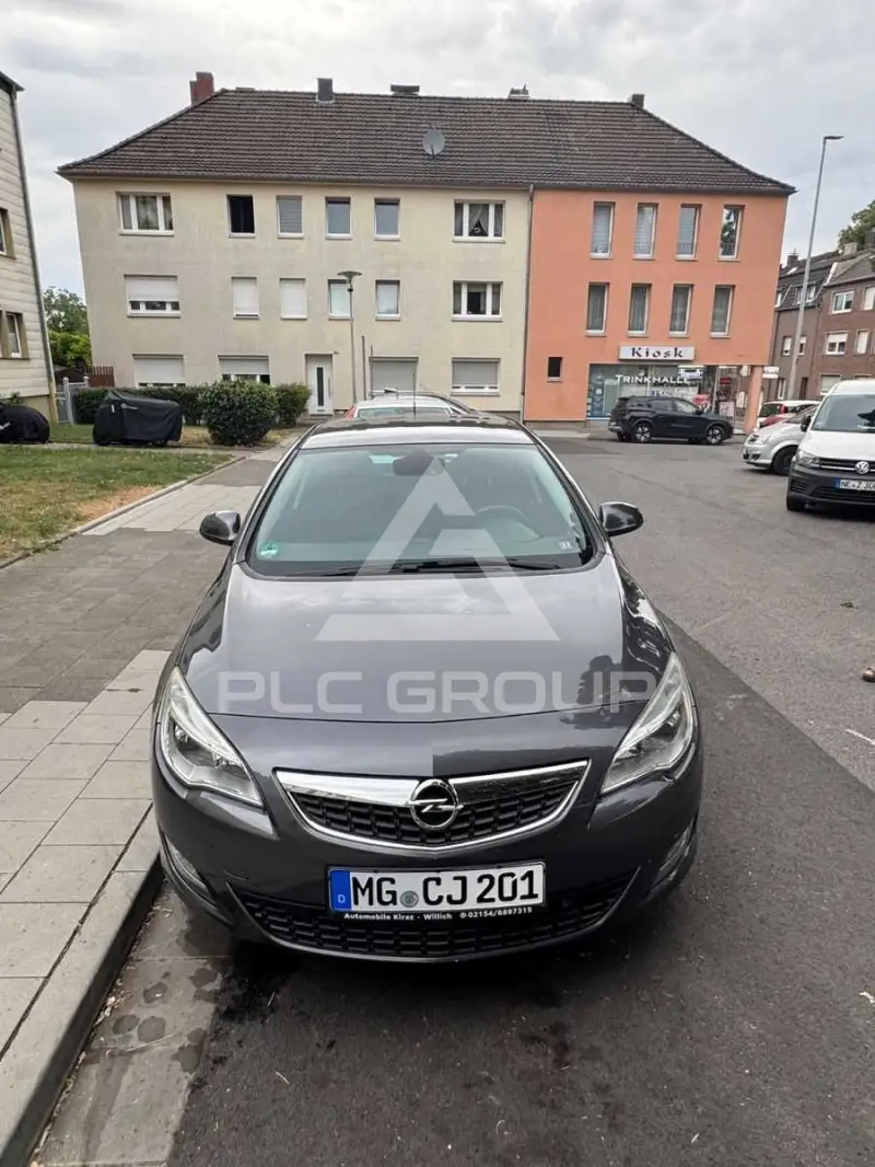 2012 Opel Astra