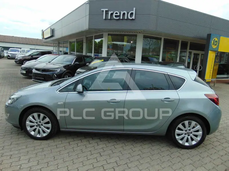 2012 Opel Astra