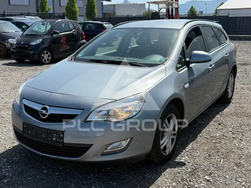 2012 Opel Astra