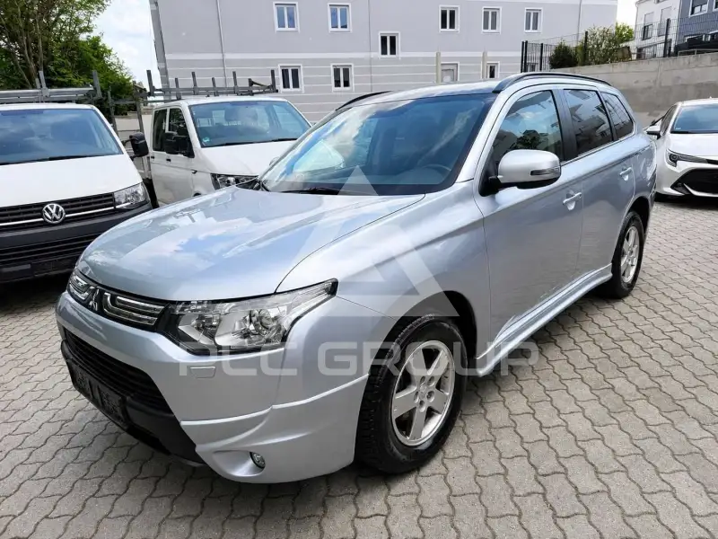 2013 Mitsubishi OUTLANDER
