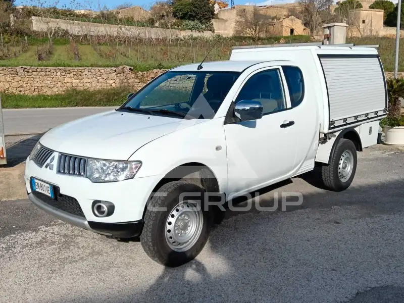 2013 Mitsubishi L200