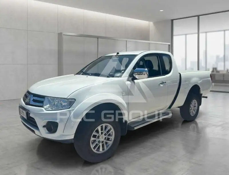 2013 Mitsubishi L200