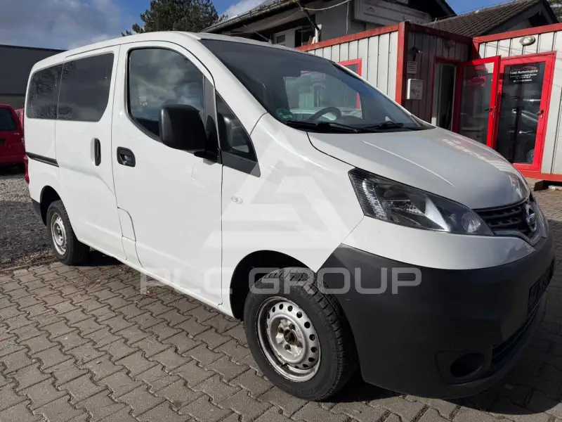 2013 Nissan NV 200