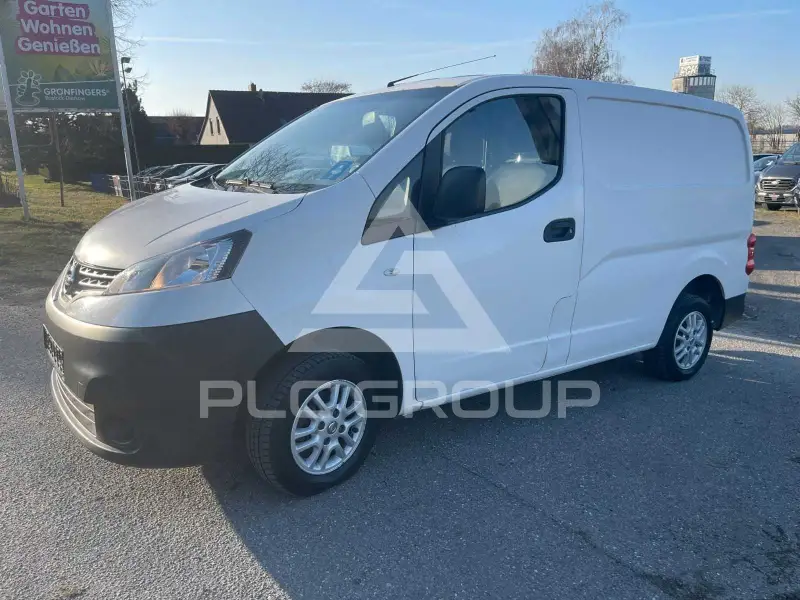 2013 Nissan NV 200