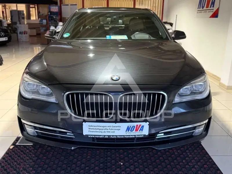 2013 BMW 740