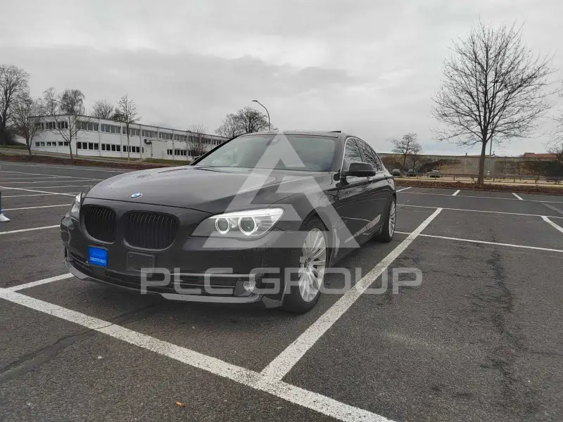 2013 BMW 740