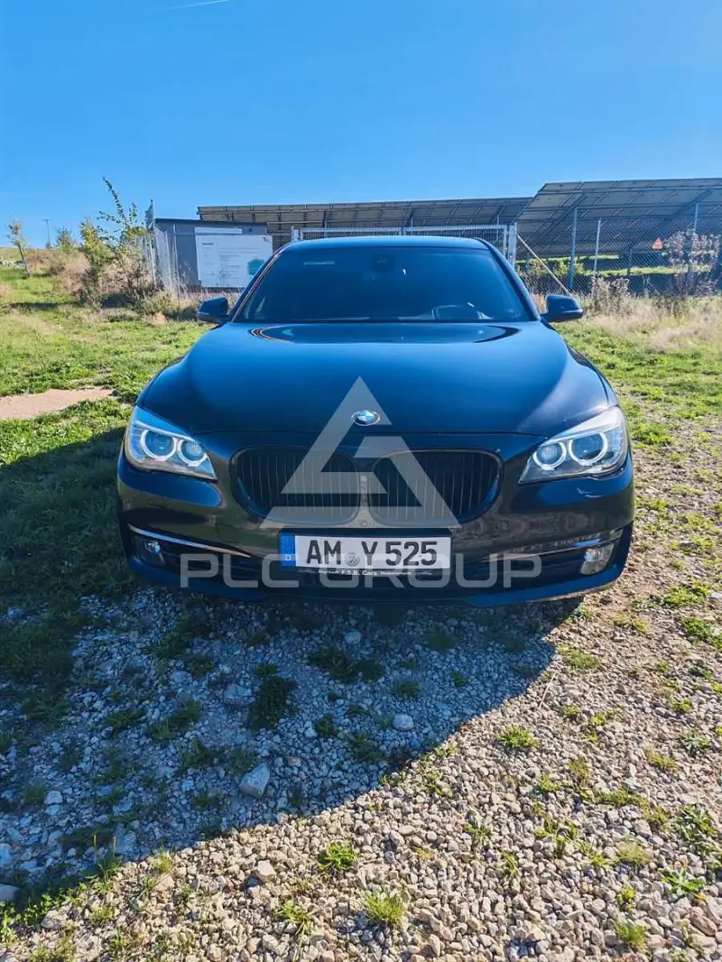 2013 BMW 740
