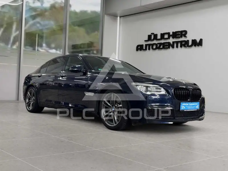 2013 BMW 750
