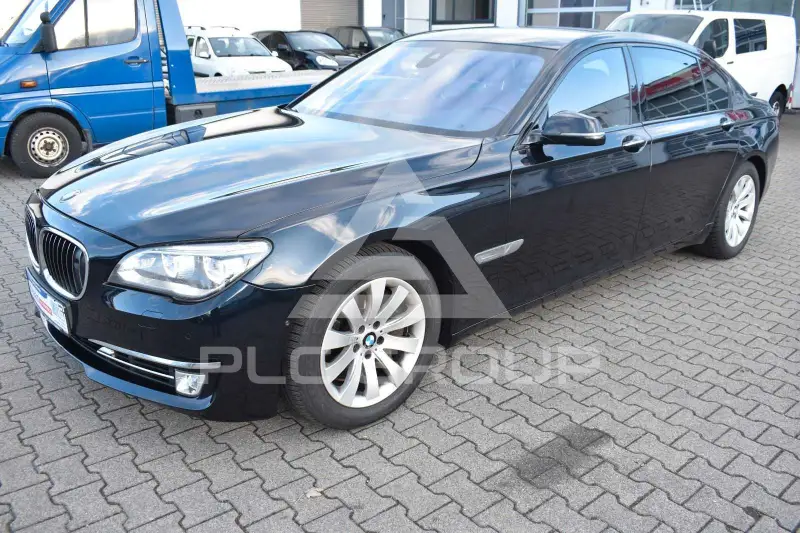 2013 BMW 750