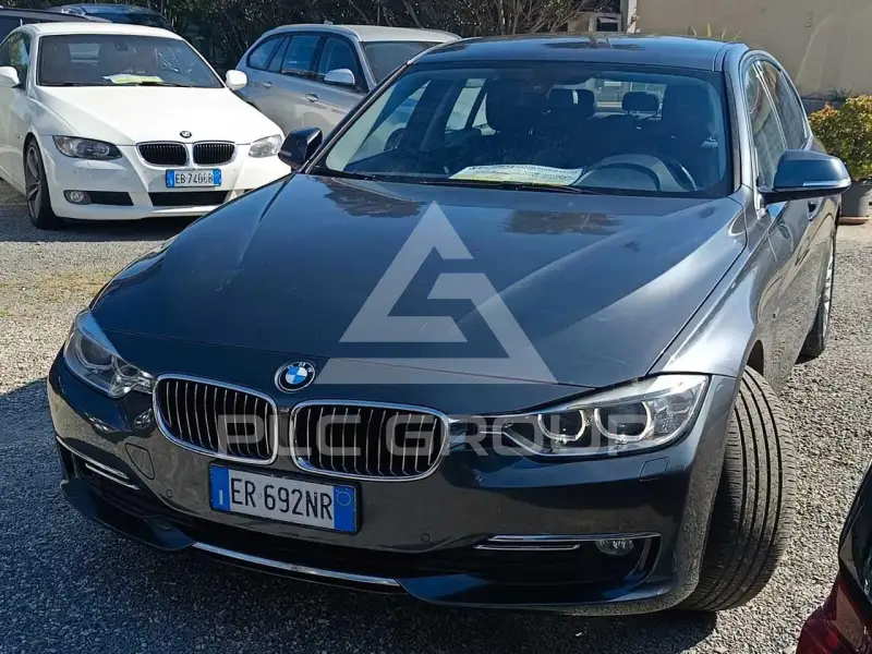 2013 BMW 320