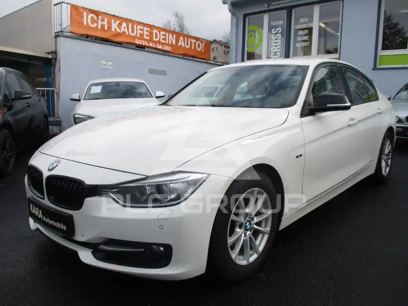 2013 BMW 320