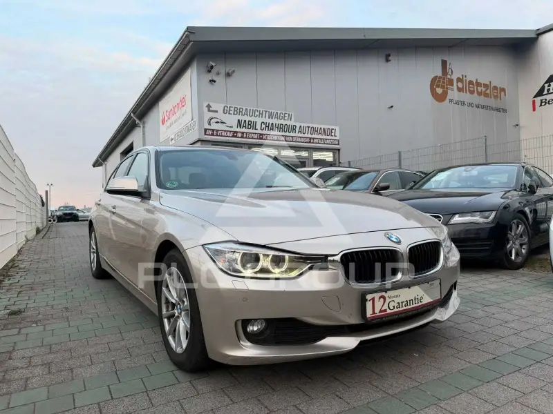 2013 BMW 320