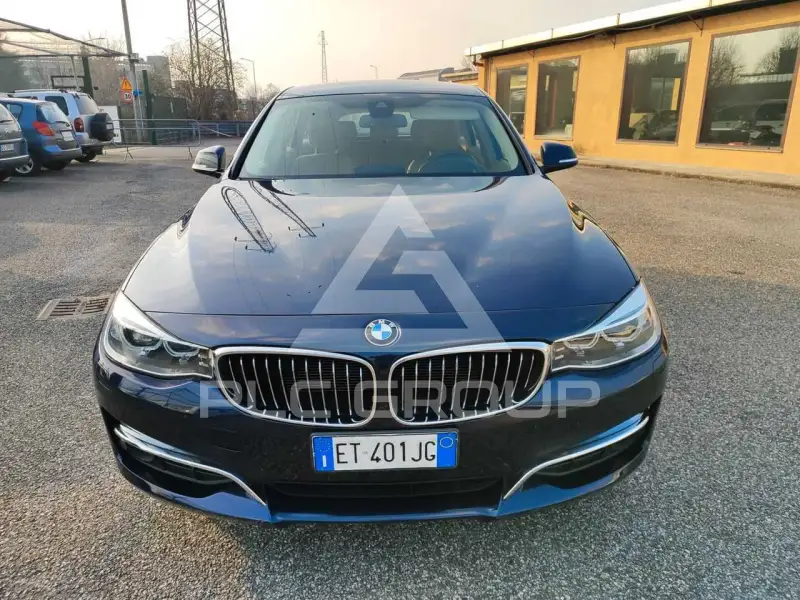 2013 BMW 320