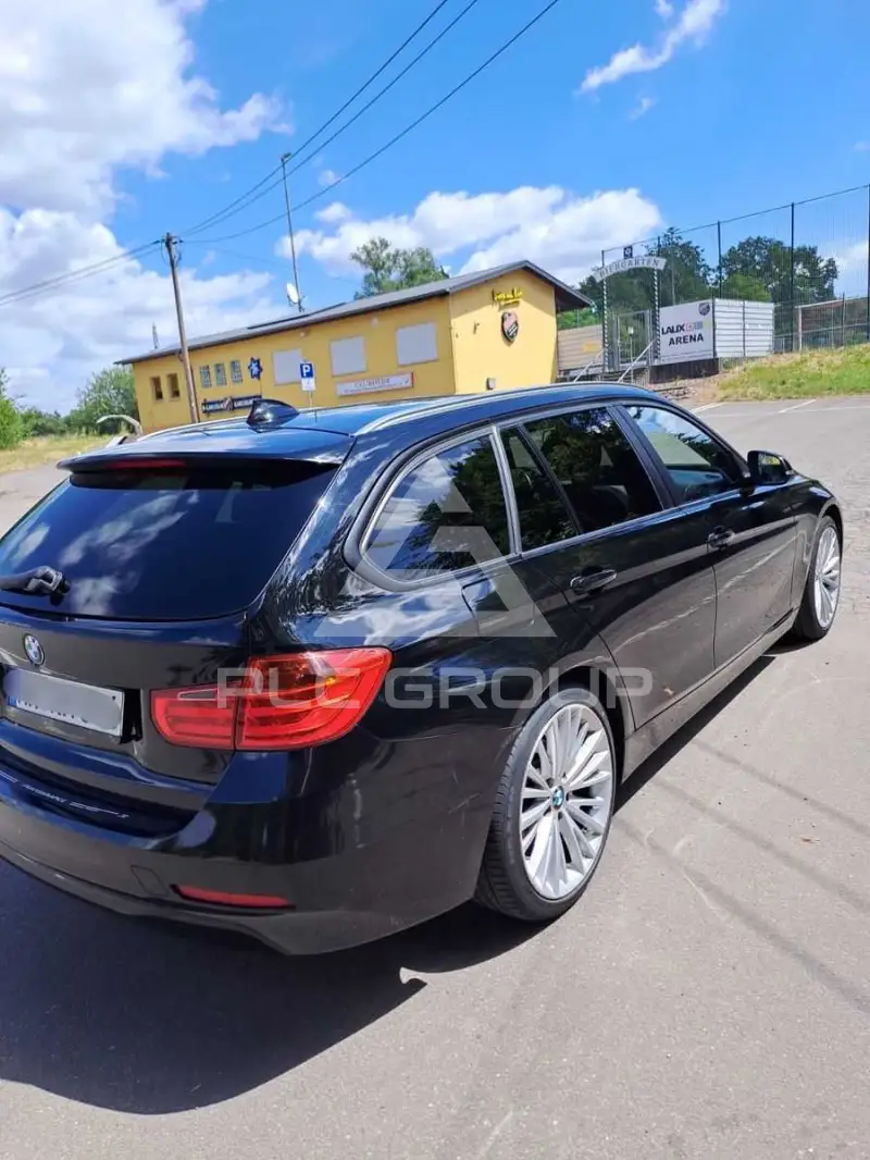 2013 BMW 320