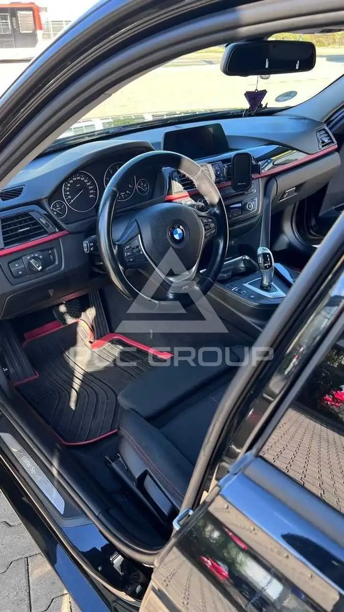 2013 BMW 320