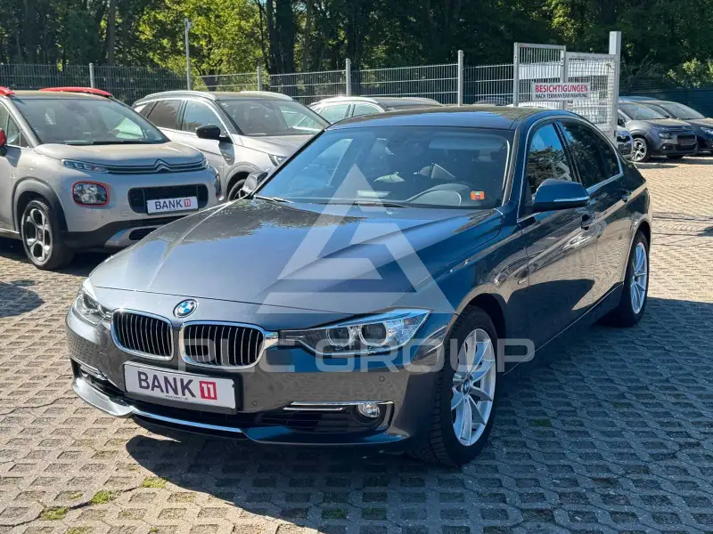 2013 BMW 320