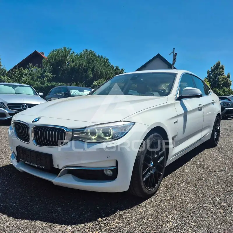 2013 BMW 320