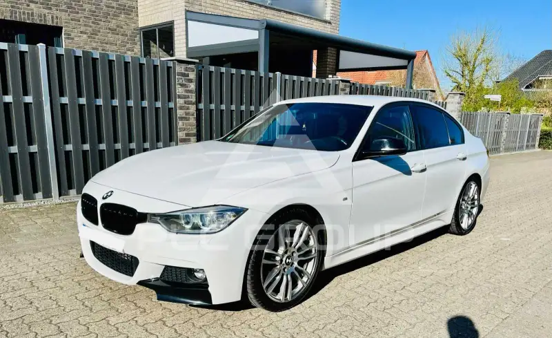 2013 BMW 330