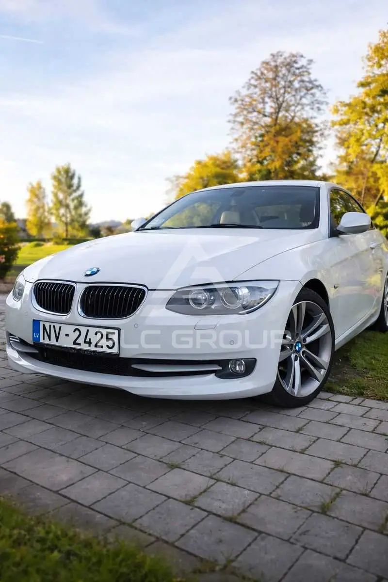 2013 BMW 330