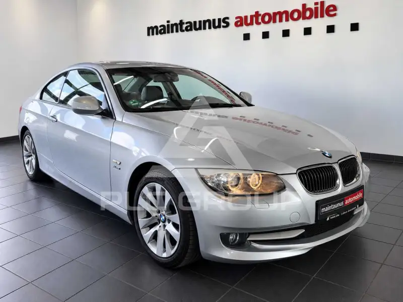 2013 BMW 330