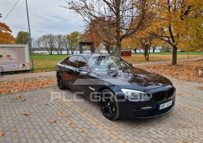 2013 BMW 730