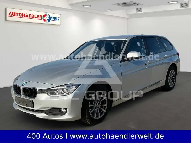 2013 BMW 318
