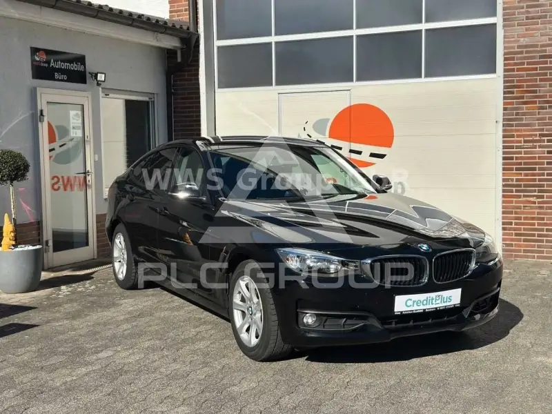 2013 BMW 318