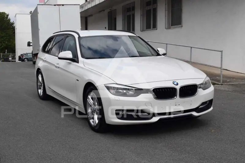 2013 BMW 318