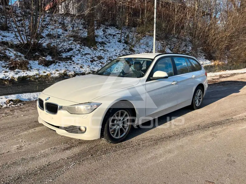 2013 BMW 318