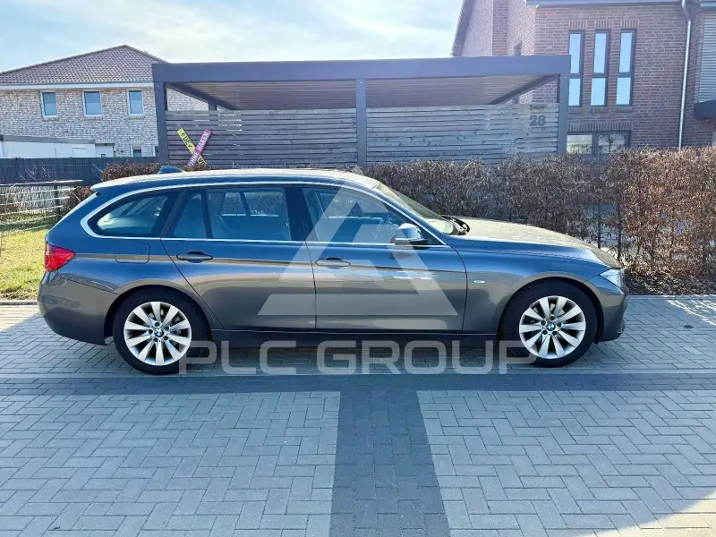 2013 BMW 318