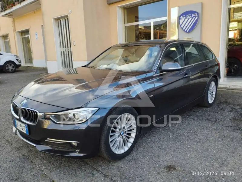 2013 BMW 318