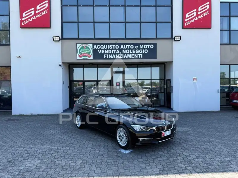 2013 BMW 318