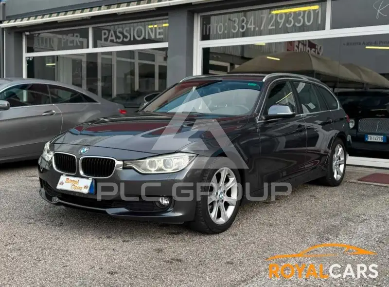 2013 BMW 318