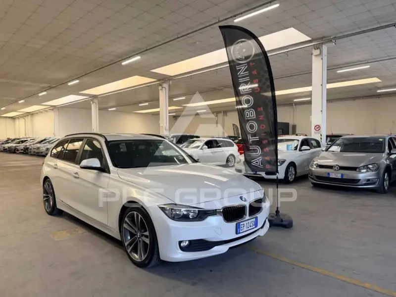 2013 BMW 318