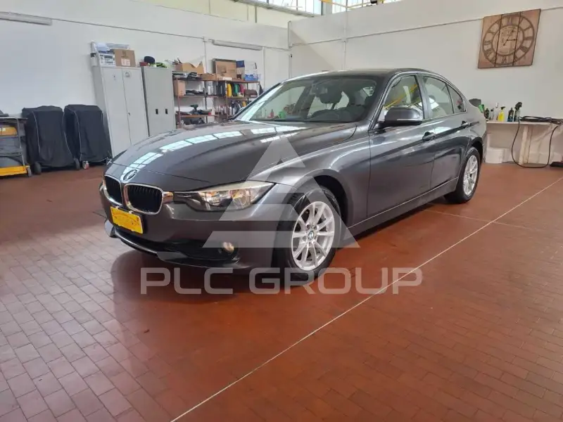 2013 BMW 318