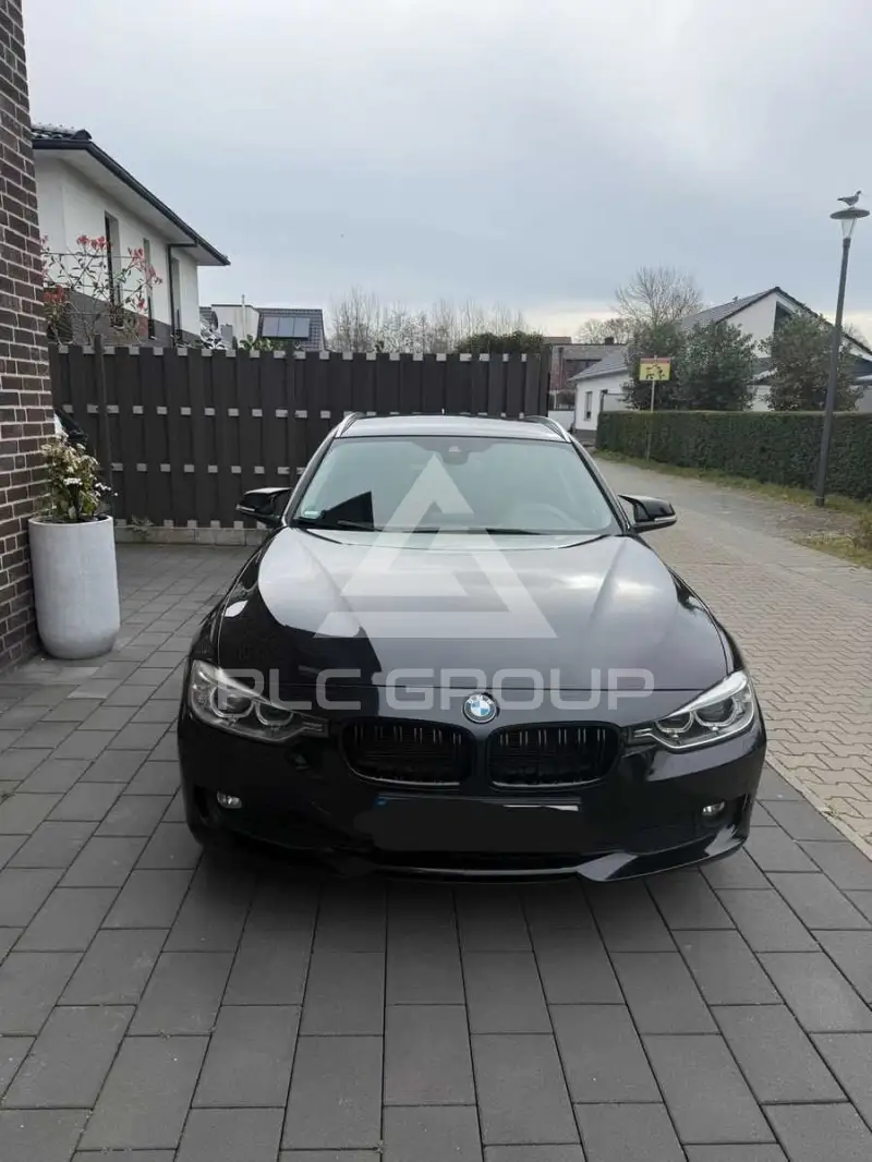 2013 BMW 318